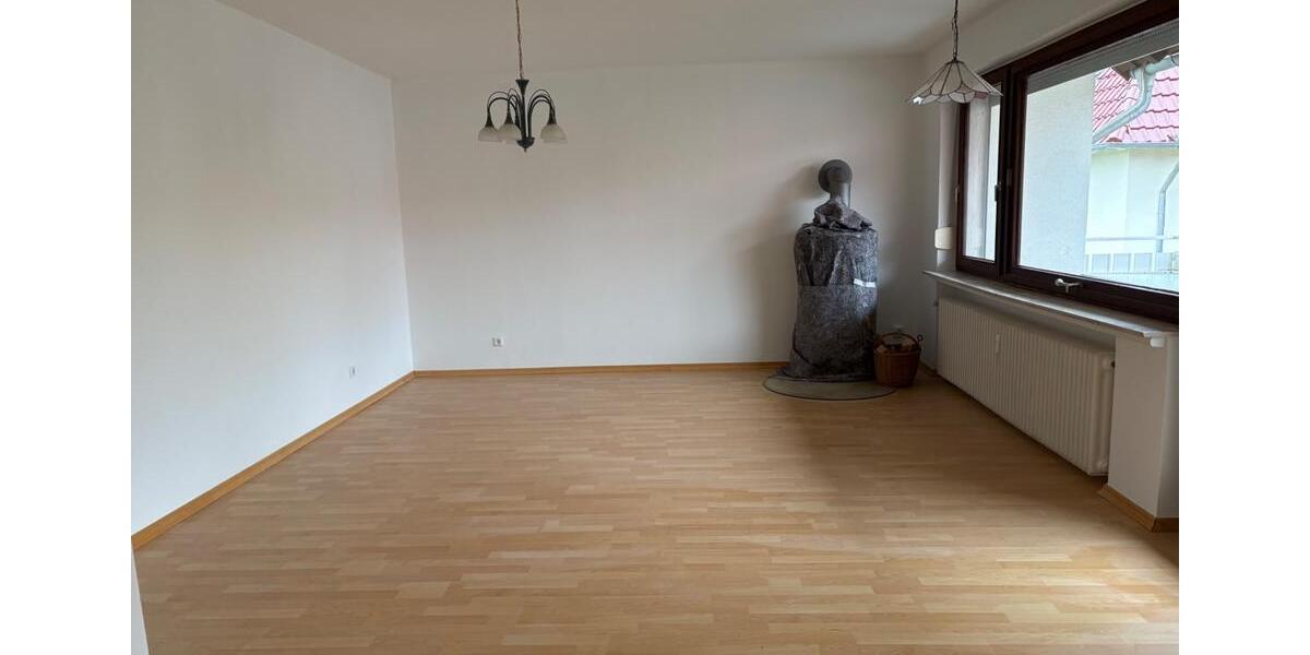 Etagenwohnung Göttingen Elliehausen / Esebeck - 3 Zimmer, 93 m&sup2;, 850&euro; | Angebot:26440245