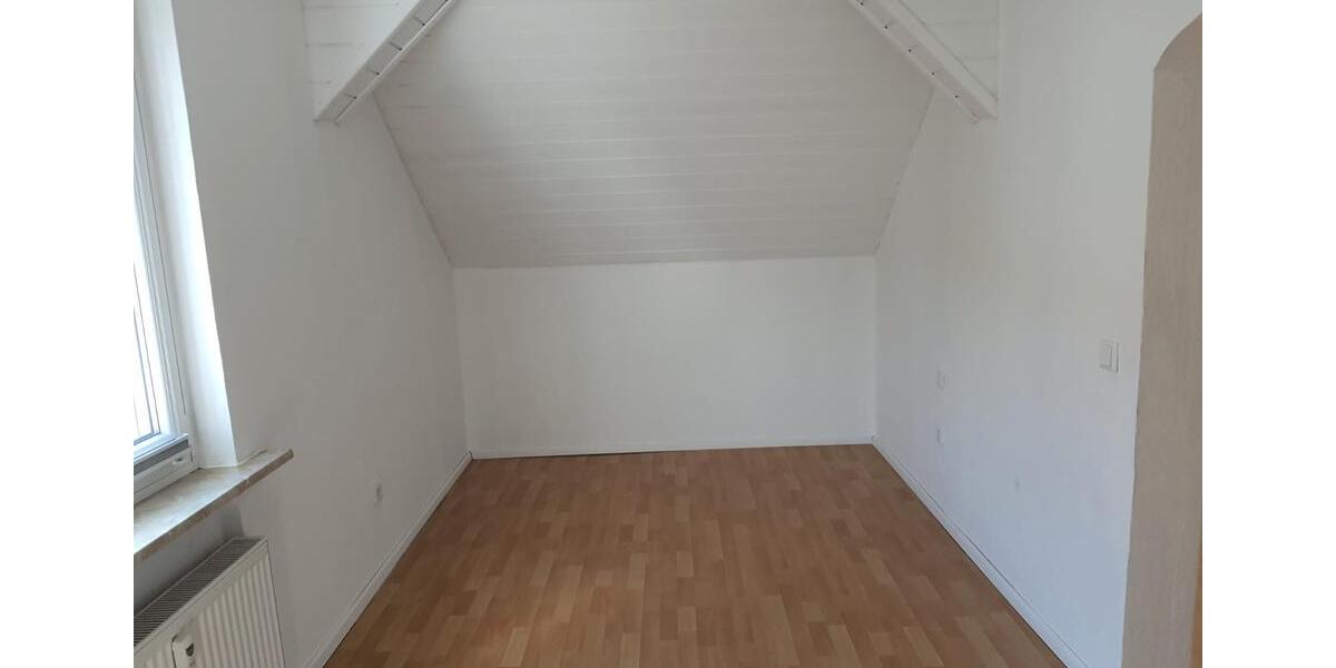 Dachgeschoßwohnung Witzenhausen - 4 Zimmer, 100 m&sup2;, 650&euro; | Angebot:26221962