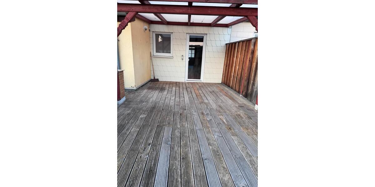 Etagenwohnung Dransfeld - 4 Zimmer, 132 m&sup2;, 1.050&euro; | Angebot:25636368