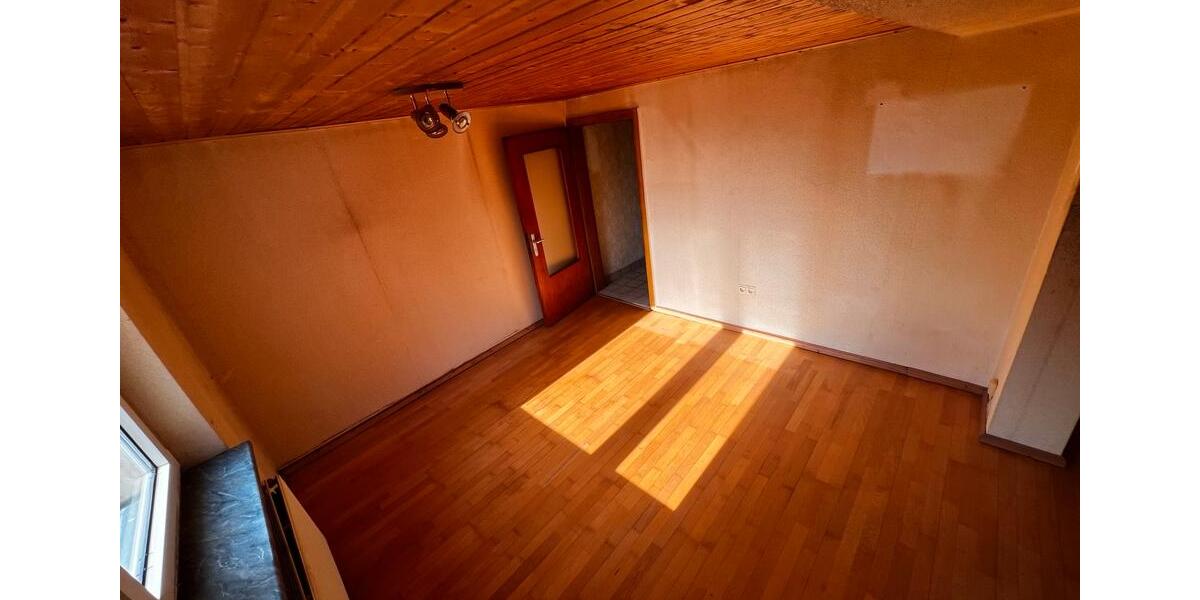 Einfamilienhaus Duderstadt - 5 Zimmer, 131 m&sup2;, 88.500&euro; | Angebot:25640650