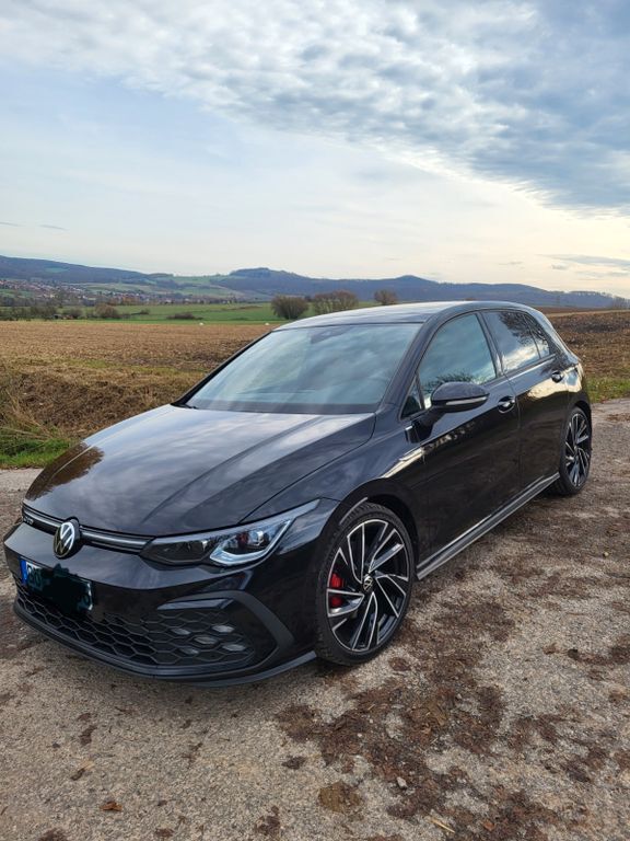 VW Golf 108.000 km 25.900 € Göttingen 37070