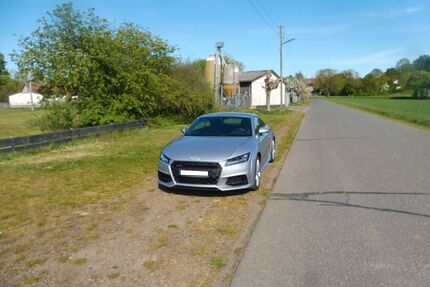 Audi TT 12.800 km 31.700 &euro; Hardegsen,nähe A7 37181