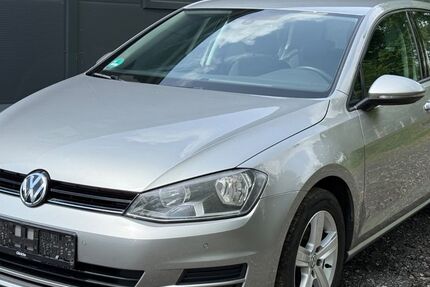 VW Golf 299.000 km 5.500 &euro; Witzenhausen 37213