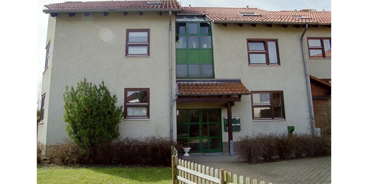 Geräumige 4-Zimmer-Wohnung mit Balkon und 2 Badezimmern in Uslar (WBS notwendig!) 4 zimmer