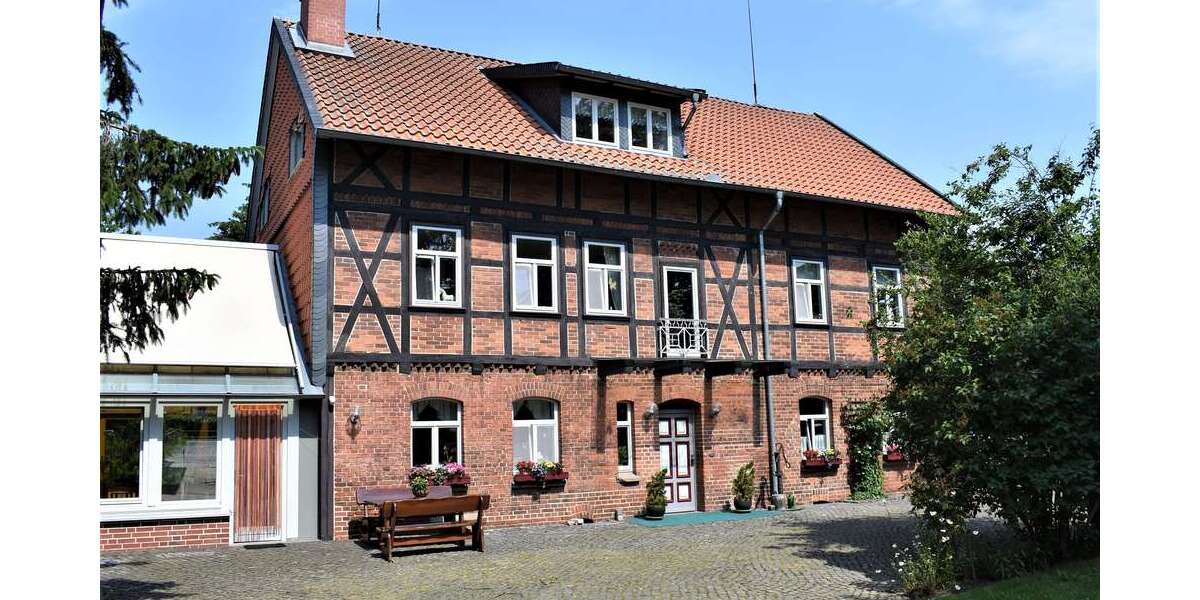 Einfamilienhaus Hattorf am Harz - 10 Zimmer, 275 m&sup2;, 575.000&euro; | Angebot:26307245