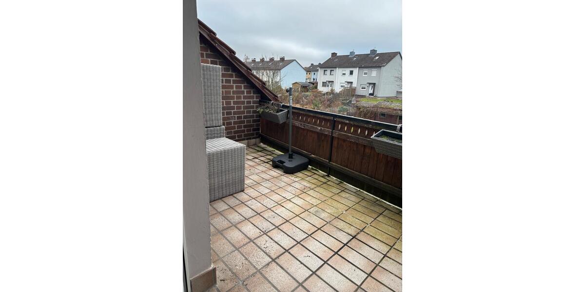 Helle Dachgeschosswohnung 3 zimmer