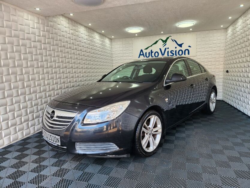Opel Insignia 295.000 km 2.950 € Herzberg am Harz 37412
