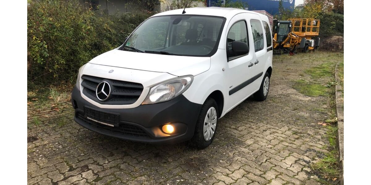 Mercedes-Benz Citan 301.000 km 5.343 € Northeim 37154
