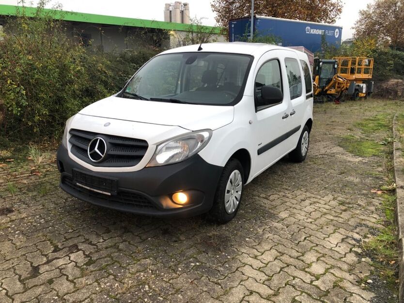 Mercedes-Benz Citan 301.000 km 5.343 € Northeim 37154