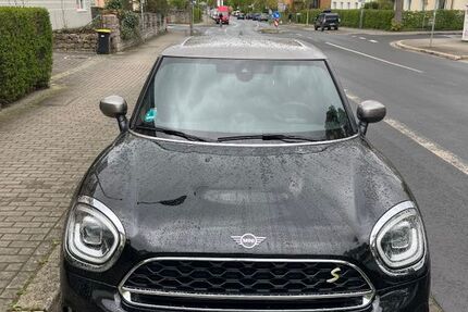 Mini Countryman SE (Cooper) 25.564 km 26.890 &euro; Göttingen 37073