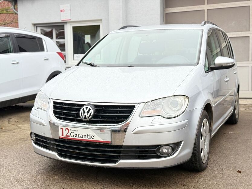 VW Touran 289.500 km 2.799 € Nörten-Hardenberg OT Angerstein 37176