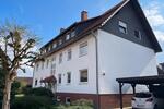 Dachgeschosswohnung in Mehrfamilienhaus zimmer