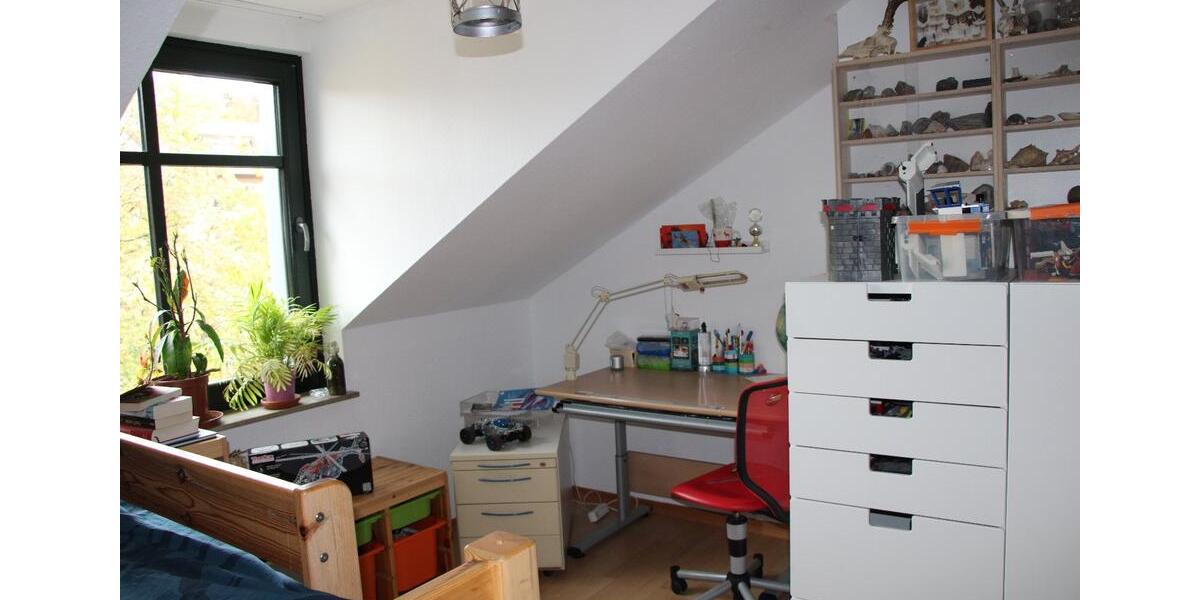 Dachgeschoßwohnung Göttingen Roringen - 3.5 Zimmer, 100 m&sup2;, 320.000&euro; | Angebot:24701471