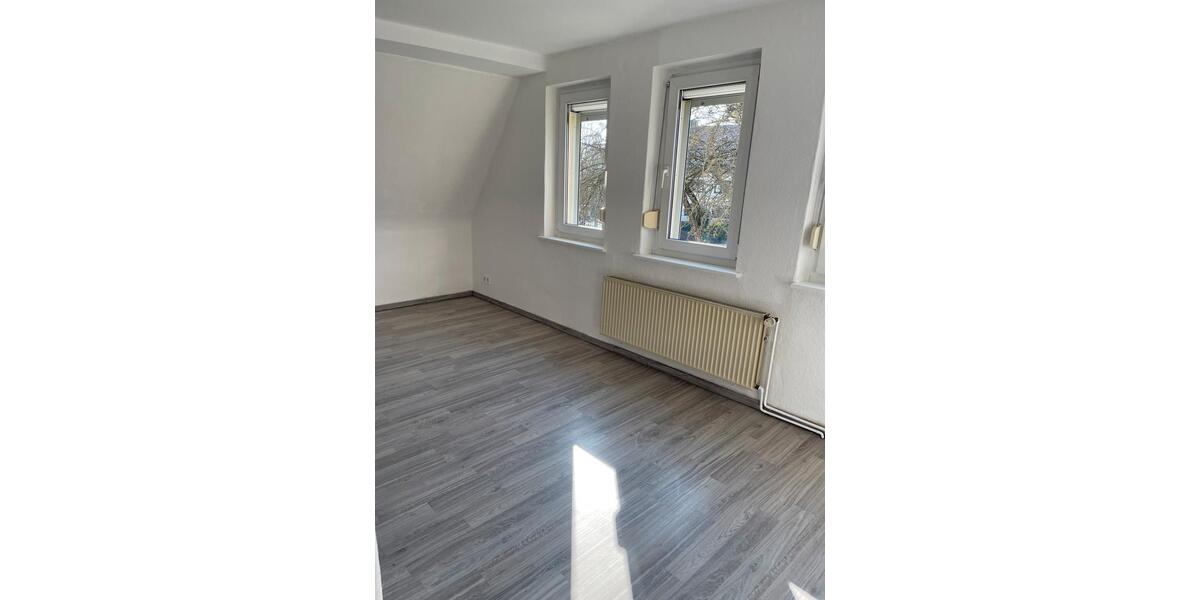Etagenwohnung Northeim - 3 Zimmer, 90 m&sup2;, 750&euro; | Angebot:25791990