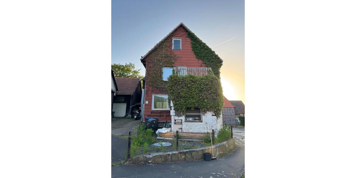 Einfamilienhaus Hardegsen - 6 Zimmer, 103 m&sup2;, 120.000&euro; | Angebot:26758264
