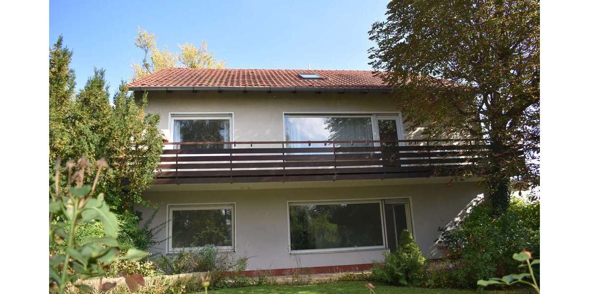 Einfamilienhaus Göttingen Oststadt - 9 Zimmer, 235 m&sup2;, 475.000&euro; | Angebot:27086446