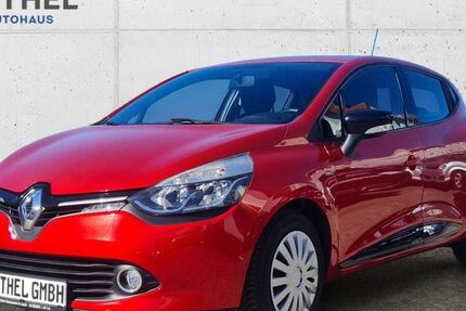 Renault Clio 84.000 km 7.900 &euro; Northeim 37154