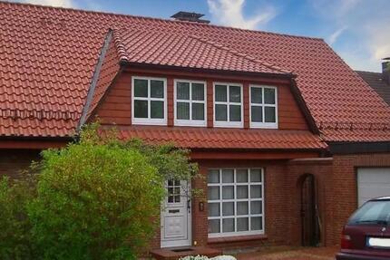 Repräsentatives Zweifamilienhaus - nahe Uni-Nord und Kliniken
