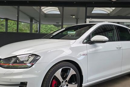 VW Golf 84.300 km 18.700 &euro; Göttingen 37081