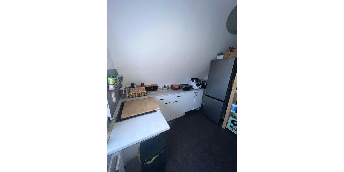 Dachgeschoßwohnung Göttingen - 3 Zimmer, 50 m&sup2;, 400&euro; | Angebot:26321708