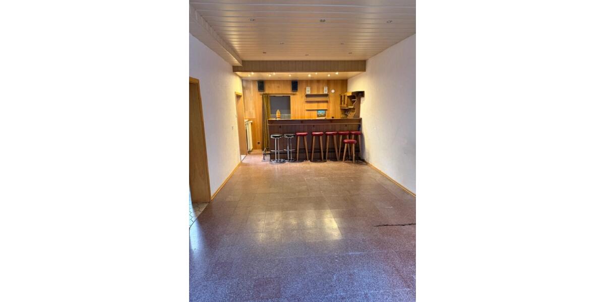 Einfamilienhaus Duderstadt - 10 Zimmer, 206 m&sup2;, 1.250&euro; | Angebot:24456022