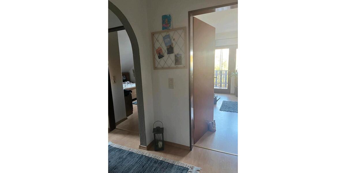 Dachgeschoßwohnung Uder - 3 Zimmer, 80 m&sup2;, 740&euro; | Angebot:26690824