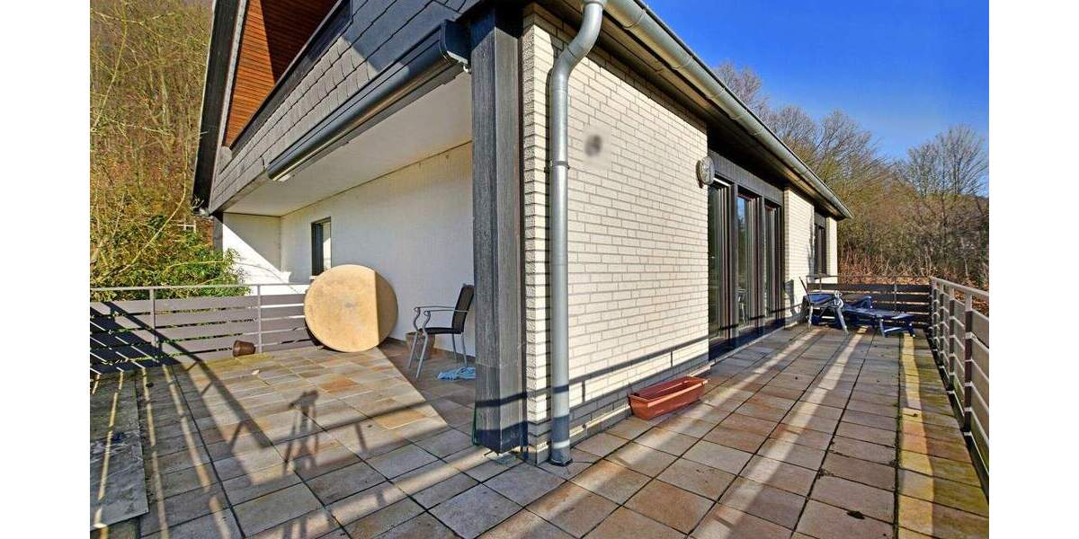 Einfamilienhaus Hann. Münden - 6 Zimmer, 222 m&sup2;, 398.000&euro; | Angebot:25660899