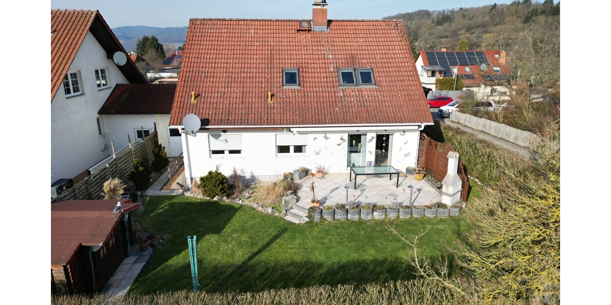 Schönes Einfamilienhaus mit Einliegerwohnung und Garage in Bad Sooden-Allendorf - Einfamilienhaus Bad-Sooden-Allendorf | Angebot:27119972