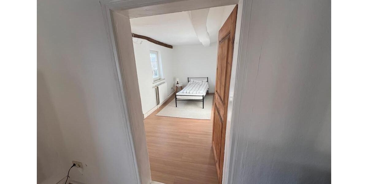 Ab Sofort WG oder kleine Familie 7 zimmer