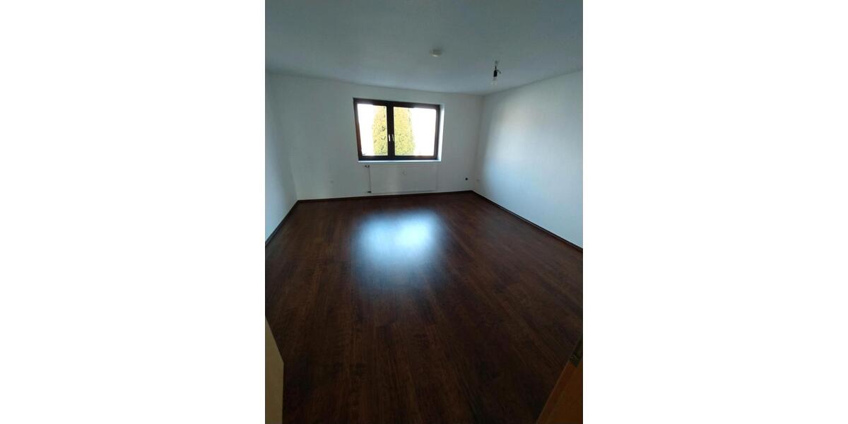 Etagenwohnung Göttingen Elliehausen / Esebeck - 4 Zimmer, 96 m&sup2;, 800&euro; | Angebot:26272832