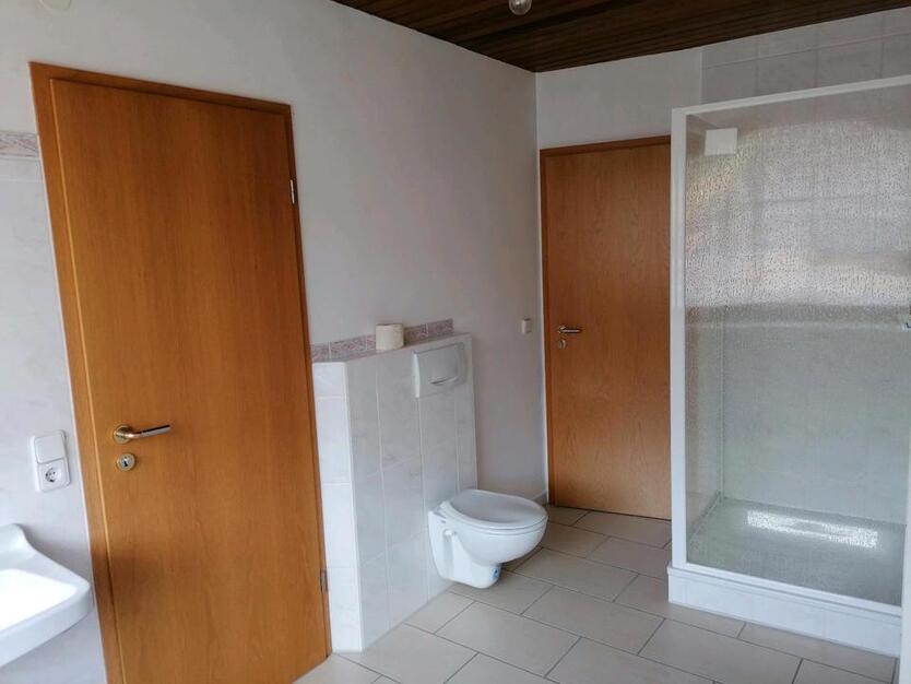 Haus mit Potenzial zu verkaufen, provisionsfrei !!!