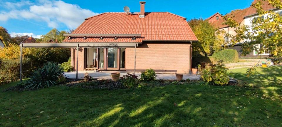 freistehendes Einfamilienhaus, 150 qm Wf. mit traumhaftem Garten 5 zimmer