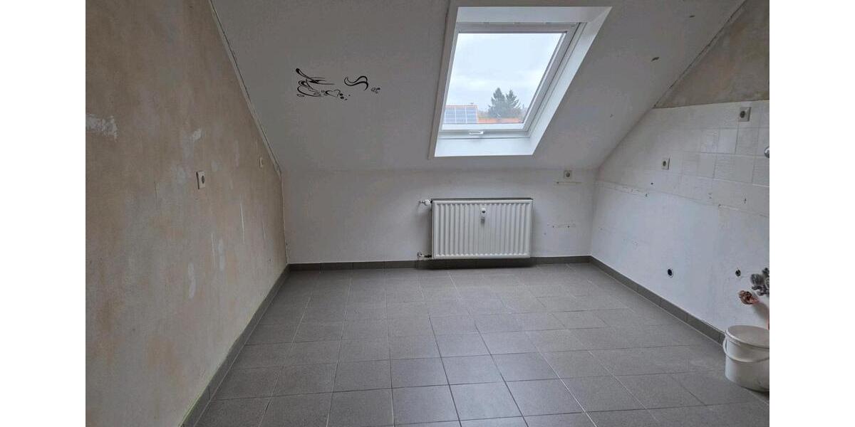 4 Zimmer DG-Wohnung in B.S.-A. Oberrieden zimmer