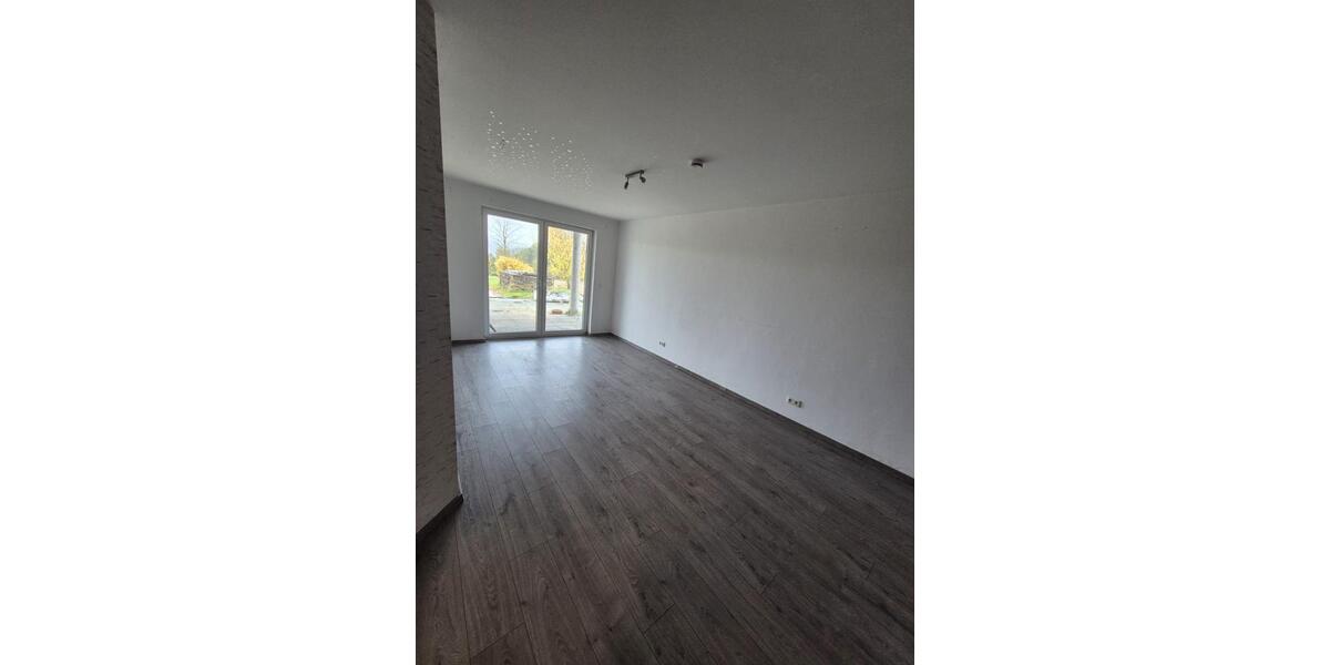 Einfamilienhaus Adelebsen - 6 Zimmer, 223 m&sup2;, 395.000&euro; | Angebot:26049180