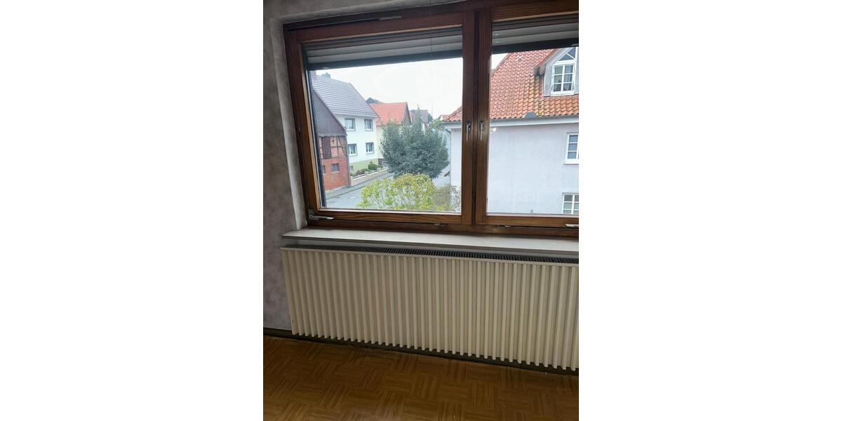 Haus mit zwei Wohnungen- Alles unter einem Dach. 9 zimmer