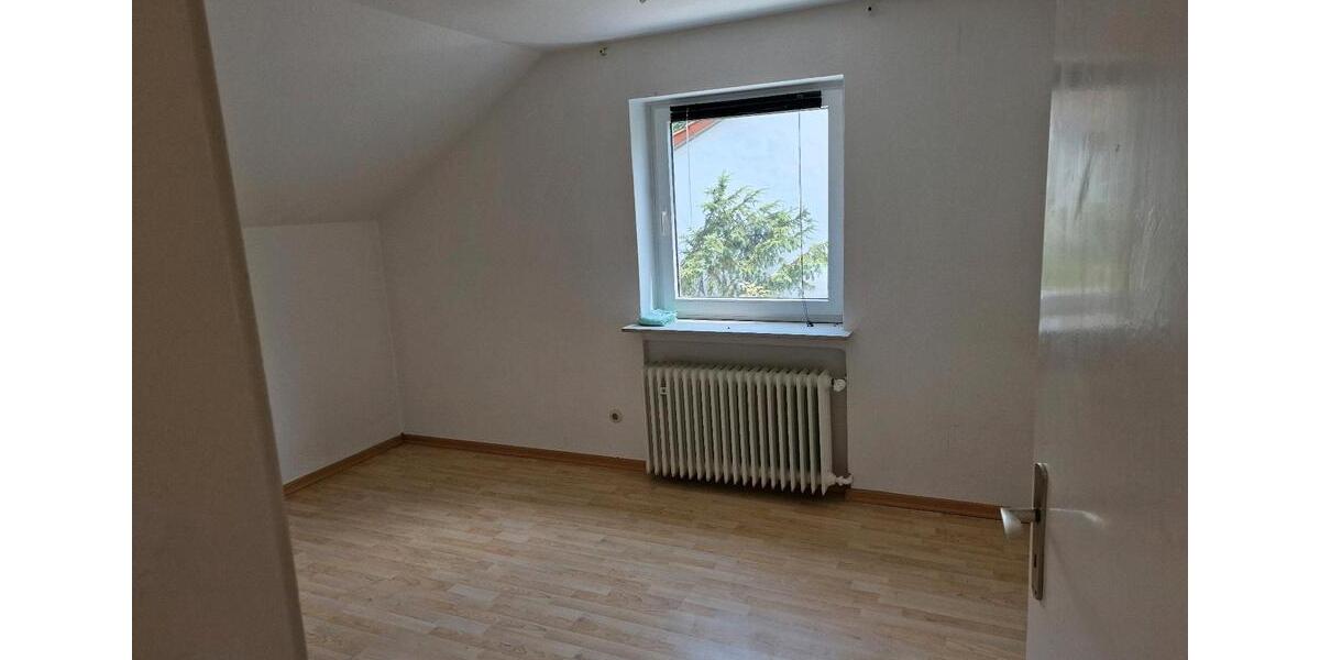 Dachgeschoßwohnung Hann. Münden - 4 Zimmer, 90 m&sup2;, 660&euro; | Angebot:26326347