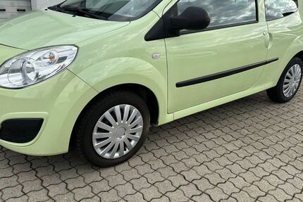 Renault Twingo 146.173 km 2.990 &euro; Göttingen 37081