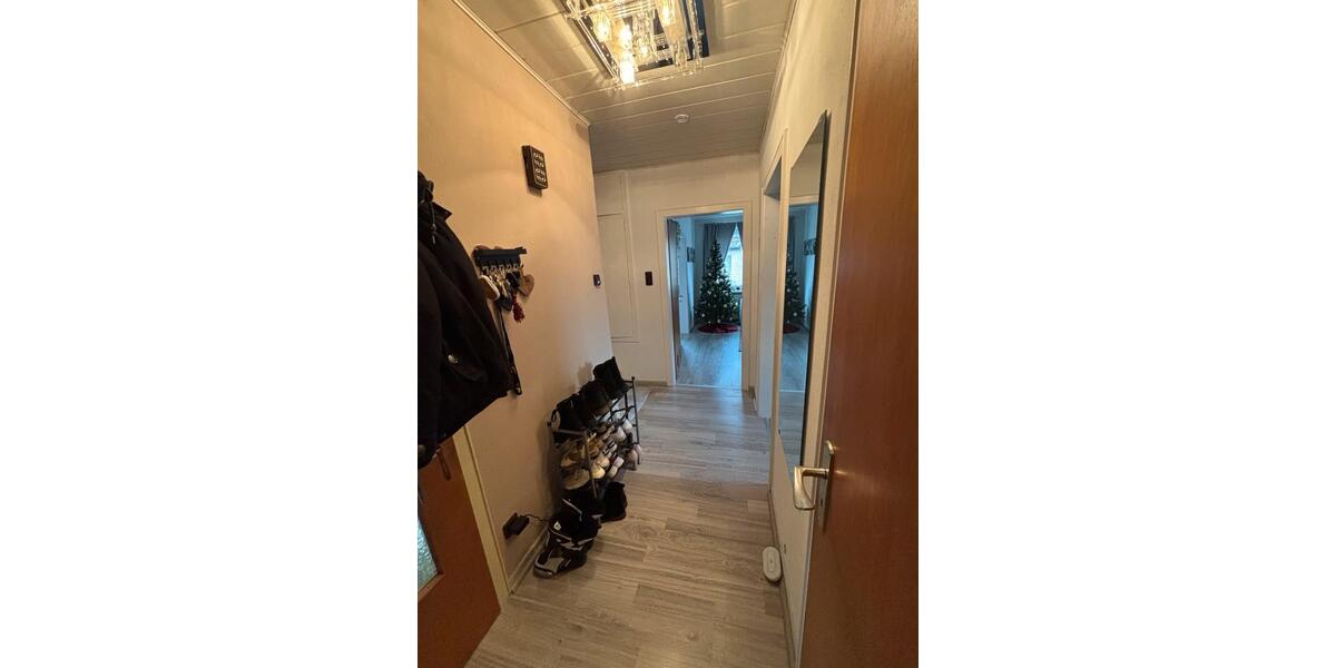 Helle Dachgeschosswohnung 3 zimmer