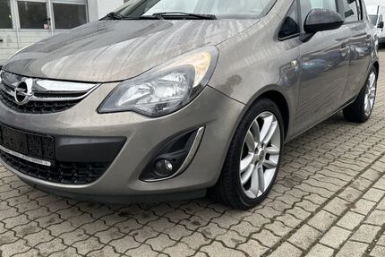 Opel Corsa 122.201 km 6.490 &euro; Göttingen 37081