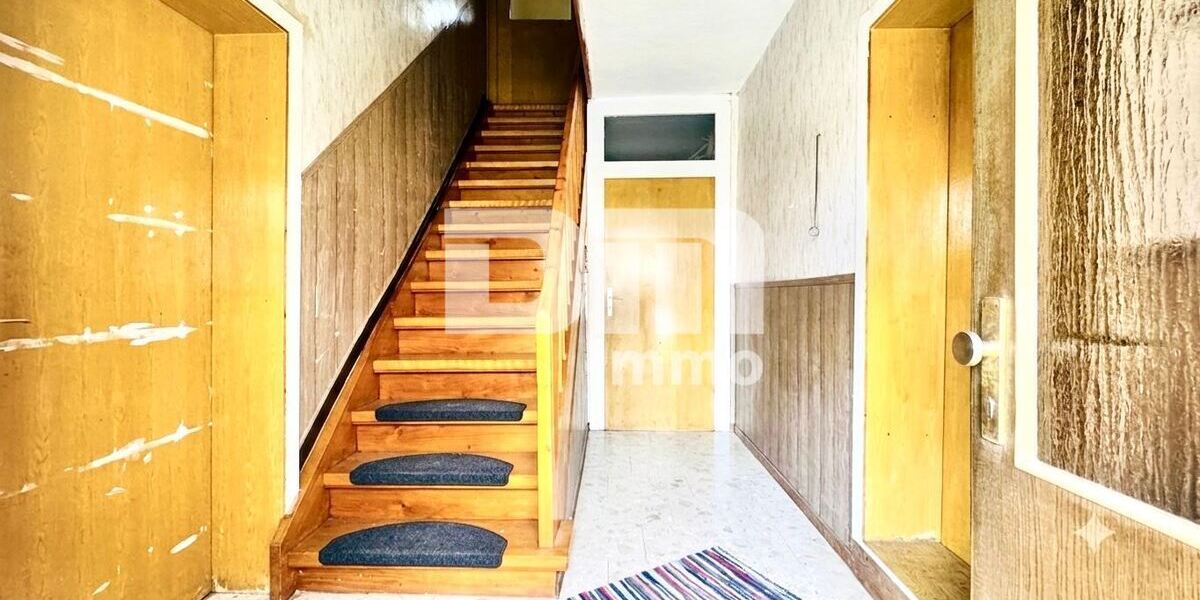 Großzügiges Einfamilienhaus mit moderner Heizung + Kachelofen in Arenshausen - Einfamilienhaus Arenshausen | Angebot:27055117