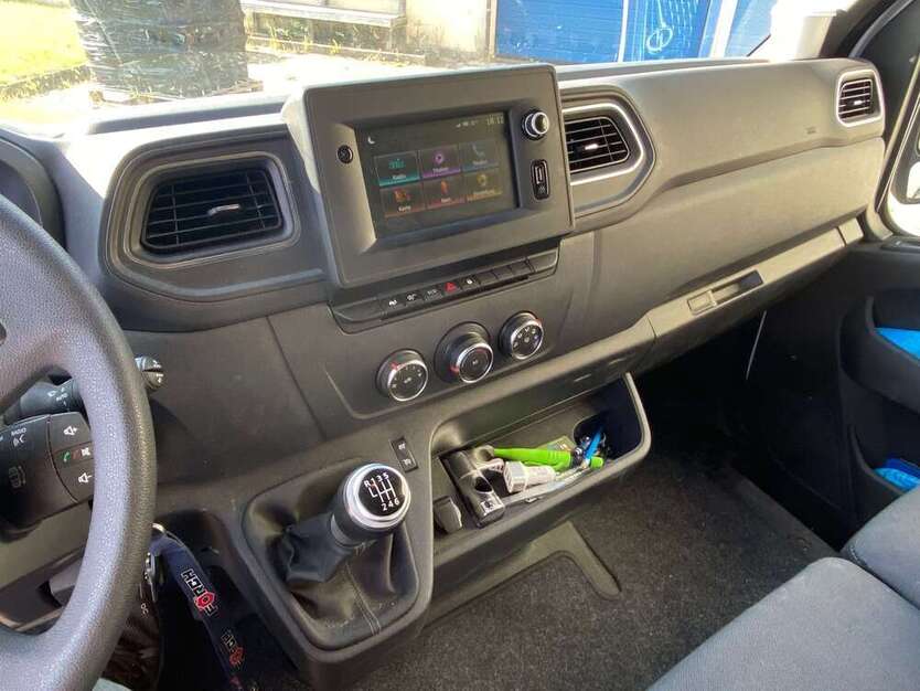 NV400
