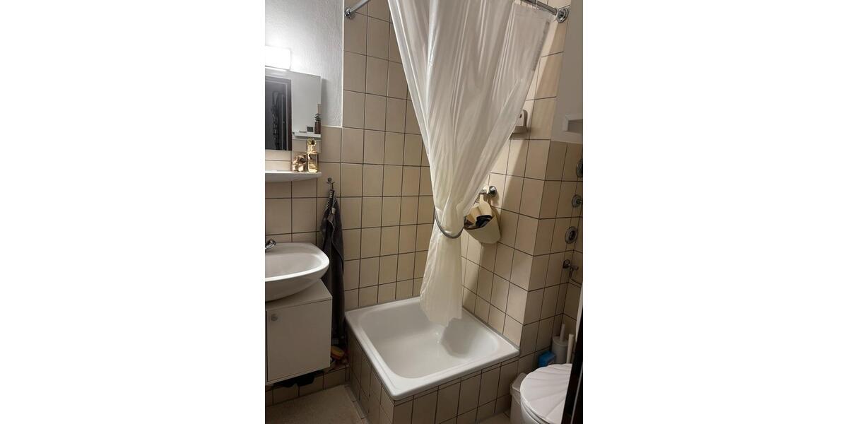 Dachgeschoßwohnung Göttingen Nordstadt - 1 Zimmer, 21 m&sup2;, 490&euro; | Angebot:25805395