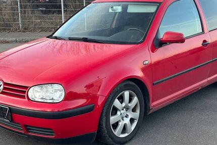 VW Golf 146.000 km 550 &euro; Göttingen 37079