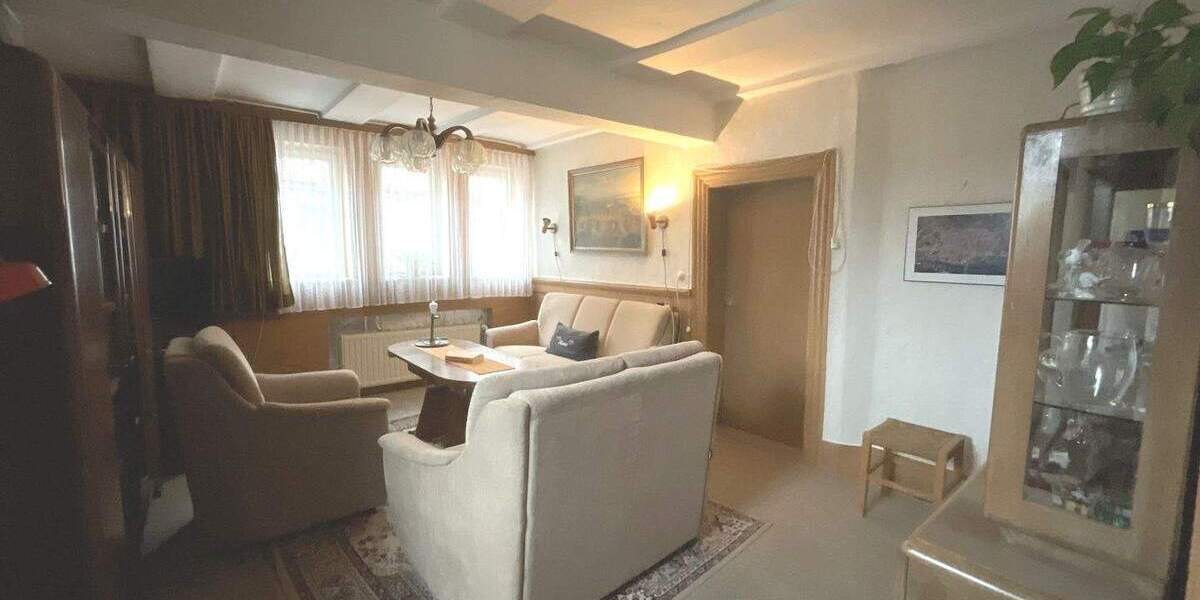 Mehrfamilienhaus, Wohnhaus Bad Sooden-Allendorf Allendorf - 8 Zimmer, 203 m&sup2;, 95.000&euro; | Angebot:25670851