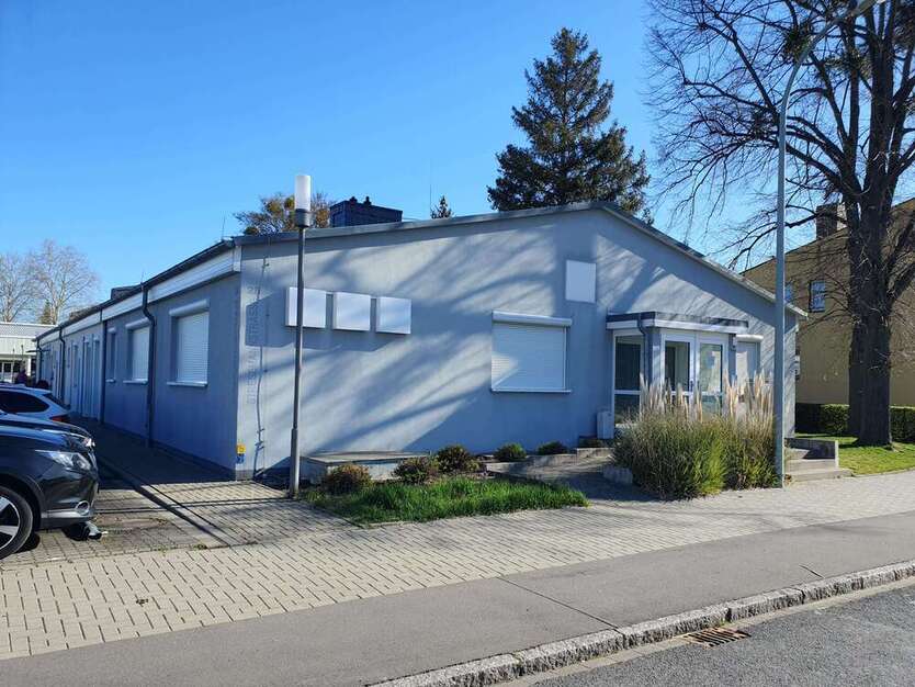 Büro in Göttingen 1.750 € 150.54 m²