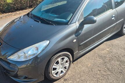 Peugeot 206 87.500 km 3.200 &euro; Witzenhausen 37215