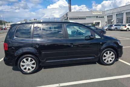 VW Touran 248.000 km 6.999 &euro; Friedland 37133