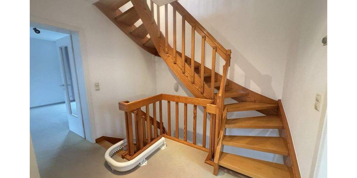 Sonniges und großzügiges Architektenhaus mit eingewachsenem Garten in Göttingen-Geismar 6 zimmer