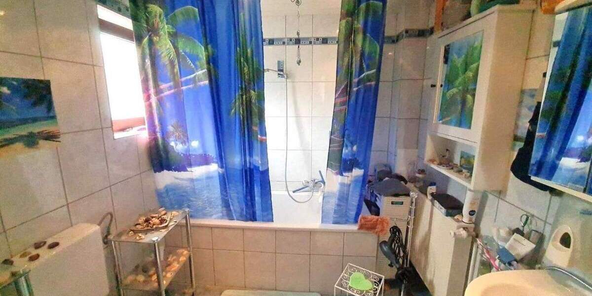 Mehrfamilienhaus, Wohnhaus Hann. Münden - 7 Zimmer, 306 m&sup2;, 299.000&euro; | Angebot:25738657