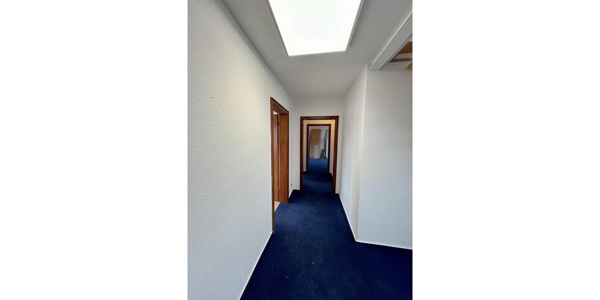 Helle Maisonette-Wohnung in Elliehausen mit Balkon und neuem Bad 3 zimmer